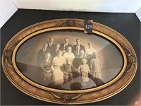 Vtg Oval Picture