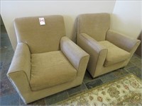 PAIR OF PADDED RECEPTION CHAIRS