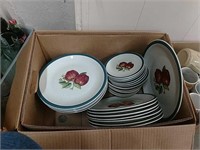 Group of Apple China group of approx 34 pcs