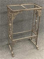 Aquarium Stand Cast Iron Scroll  18x10.5x28.5,