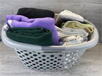 LAUNDRY BASKET WITH BLANKETS & TOWELS