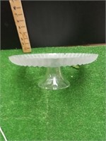 Glass cake stand