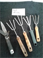 Gardening tools