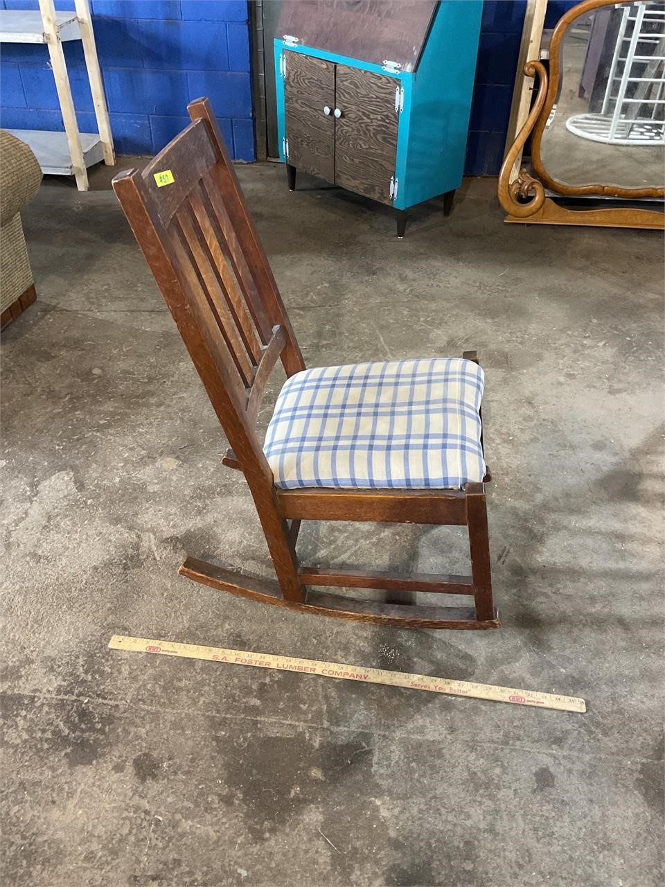 Vtg rocking chair, 18”w x 16”d x 35”t