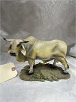 Bull Statue 7"