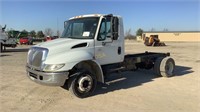 2006 International 4200 Cab & Chassis,