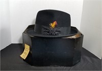 Vintage Portis size 7 1/8in Mens Hat with box
