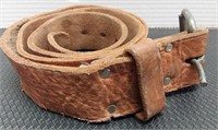 100% saddle leather belt. Made in Mexico. Total