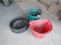 POLY HORSE FEEDERS, POLY FEED BUCKET