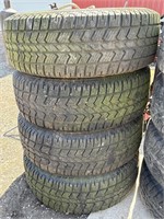4 winter tires & rims - 235/70R16 M+S