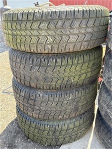 4 winter tires & rims - 235/70R16 M+S