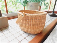 Handmade basket LR