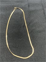 Necklace Marked 14 KT on clasp 18.1g (20" long)