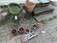 POTS, WIRE PLANT STANDS AND HANGING BASKET MESCH