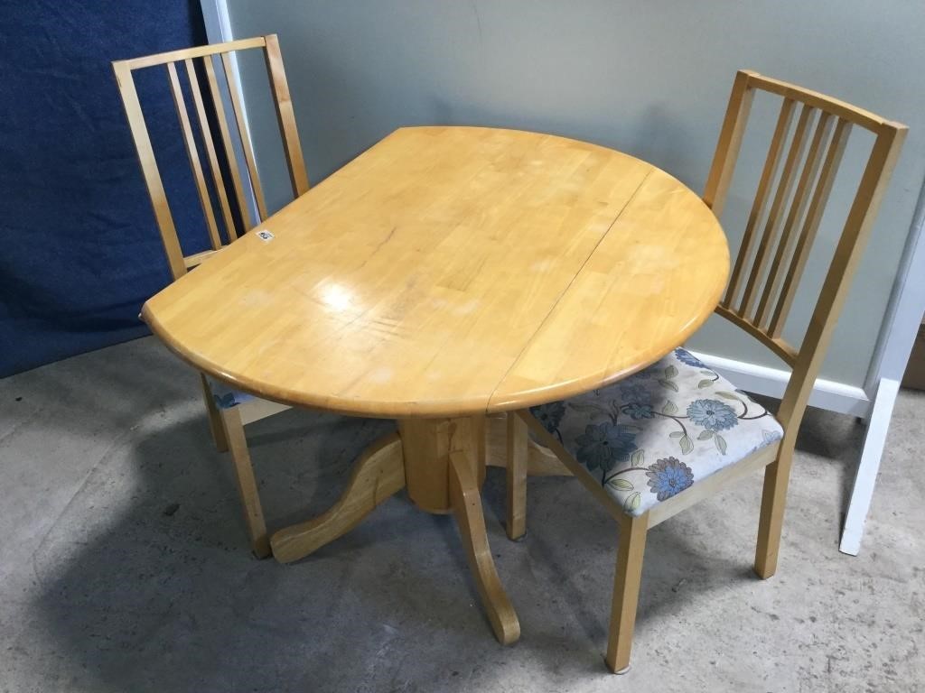42" Pedestal table & Chairs