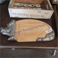 Pig cutting board