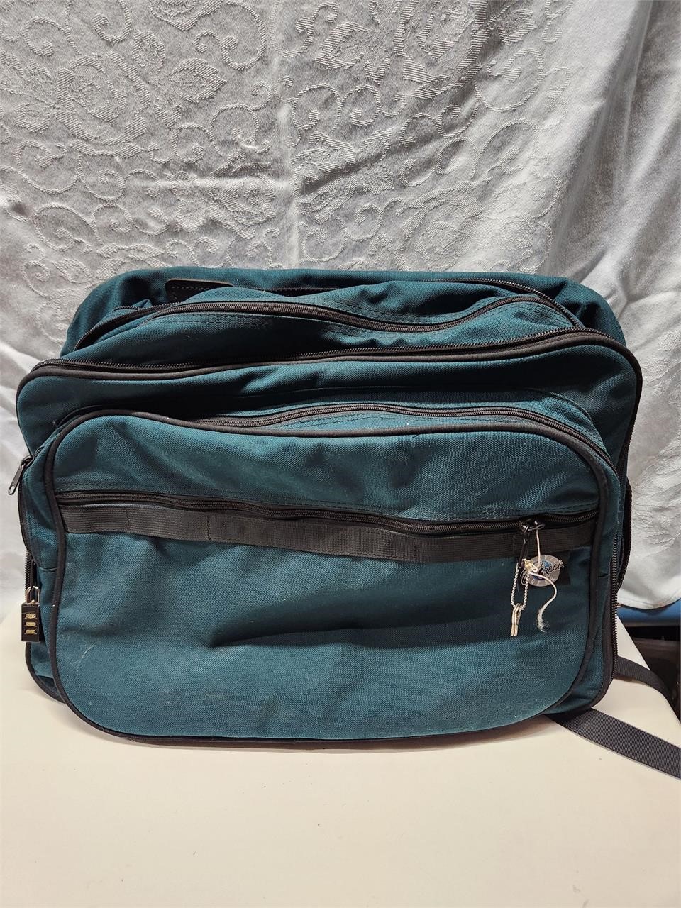Multizipper Bag with Backpack Straps