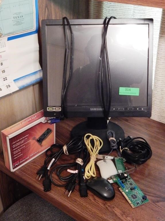 17" computer monitor, untested, misc computer