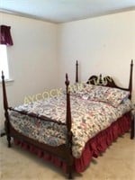 Full size bed frame (wooden w/ 4 posts)