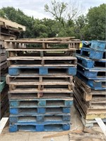 3 piles of pallets
