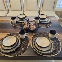 Better Homes & Gardens Dish Set-Chargers-Decor