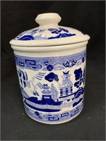 BLUE WILLOW CERAMIC JAR W/ LID - 5 X 6.5 “