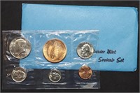 1983 Denver Souvenir Mint Set in Envelope