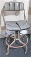 Vintage comfortable roll around chair