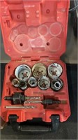 MILWAUKEE HOLE SAW KIT IN RED CASE