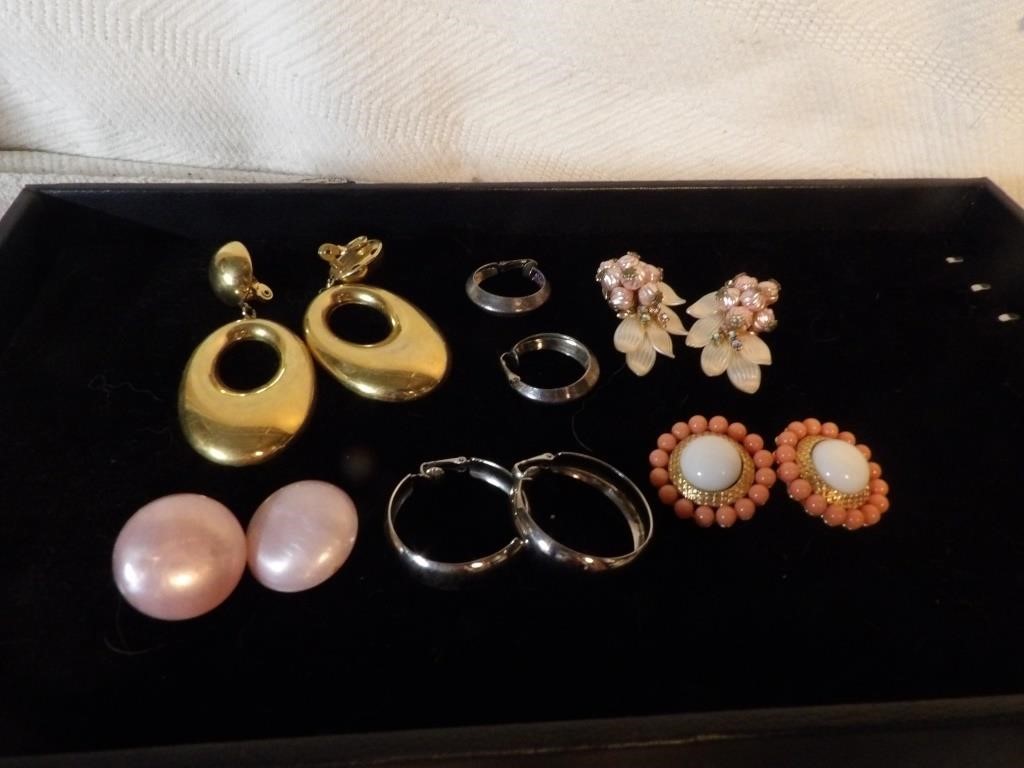 6 Pairs of Clip On Earrings