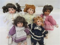 Small Baby Dolls (Quantity of 5) Basket Babies