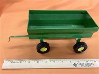 John Deere wagon (plastic)