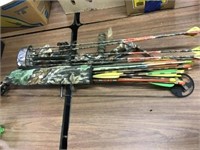 Threshold Youth Compound Bow And Arrows