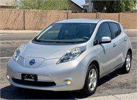 2012 Nissan LEAF 4 Door Hatchback