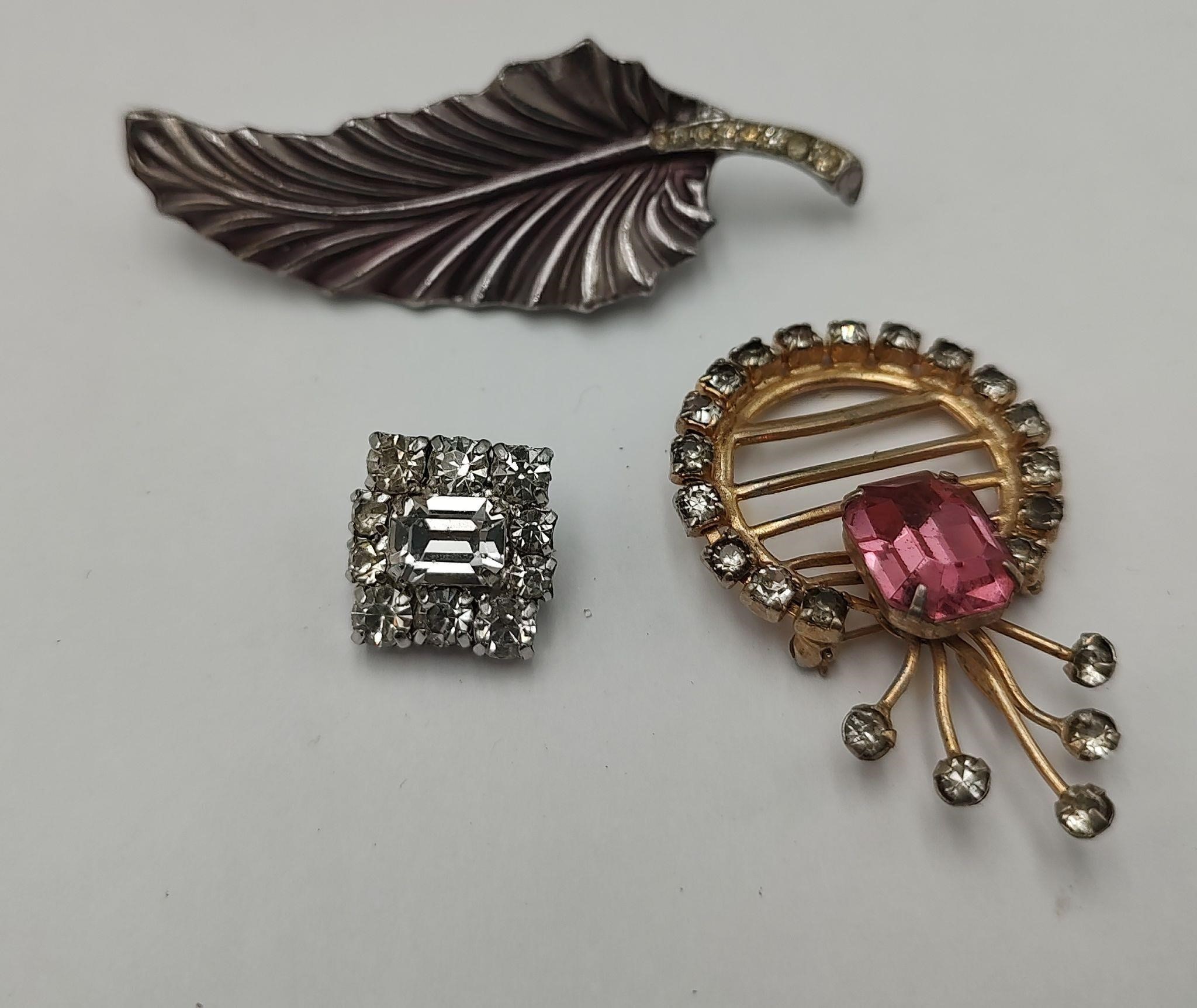 3 Vintage Pins