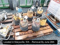 LOT, (8) ASSORTED SUBMERSIBLE SUMP PUMPS