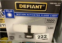Defiant Motion-Activated Solar Flood Light