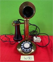 11 - VINTAGE STYLE TELEPHONE (W80)