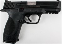 Gun Smith & Wesson M&P9 Semi Auto Pistol in 9mm
