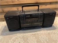 SONY CFD-540 CD/RADIO/CASSETTE PLAYER
