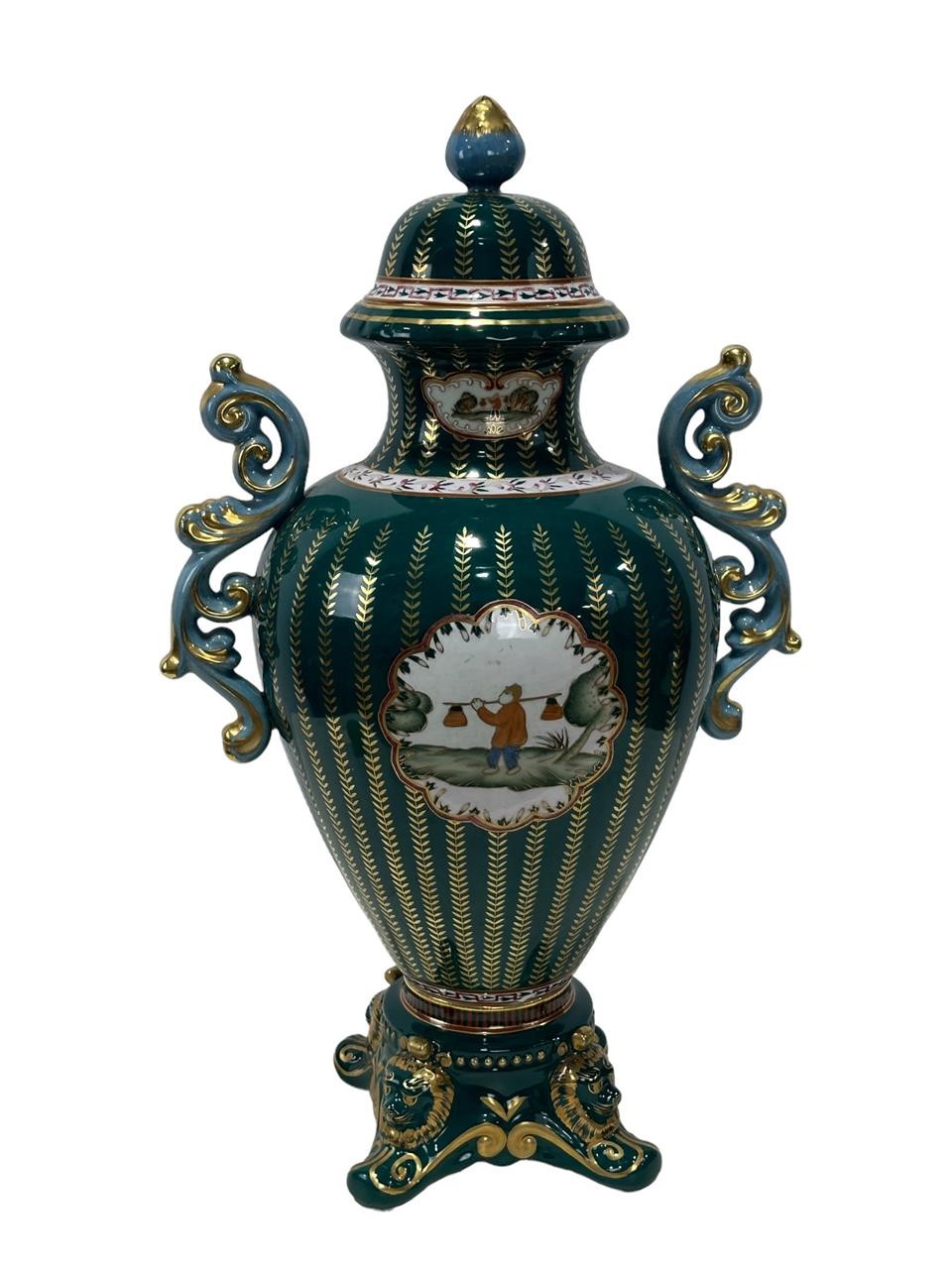 Large "Domine's Collection" Urn