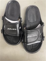 Bauer Shower Slide Sandals. Size S. MSRP $30.
