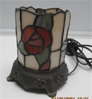 6" H STAINED GLASS NIGHT LIGHT NICE.