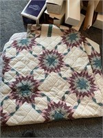 NICE QUEEN SIZED QUILT