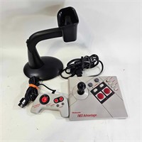NES Controllers, stand