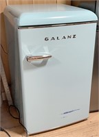 Galanz retro style compact refrigerator-3' h