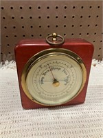 Wooden barometer Chicago Appartus Company