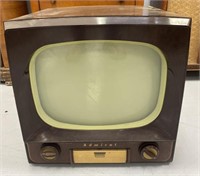 Vintage admiral television 18x20x19