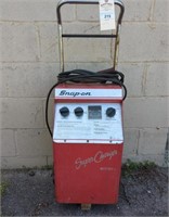 SNAP-ON BATTERY CHARGER