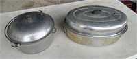 Pair of Aluminum Dutch Oven Cook Pots